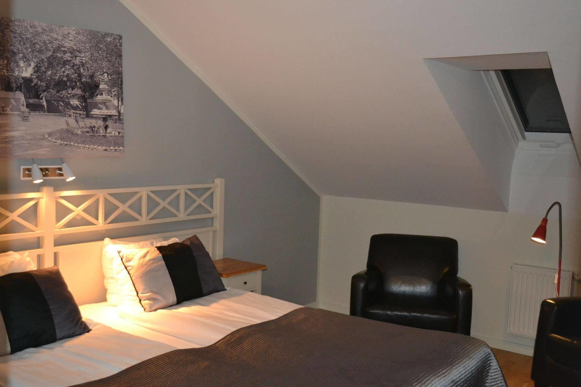 Hotell Nostalgi Motala Extérieur photo